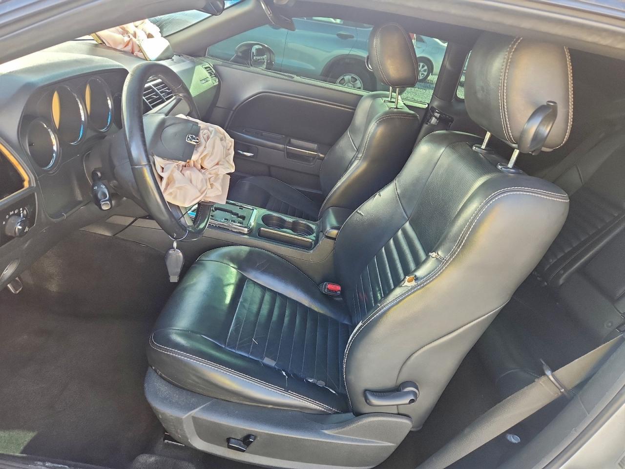 2010 DODGE Challenger