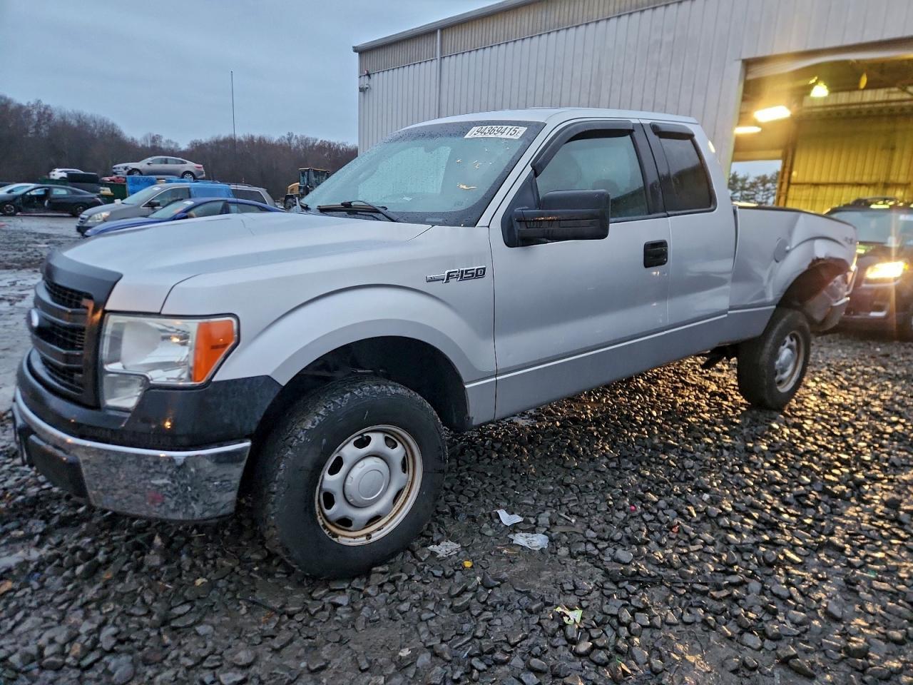 2013 FORD F-150