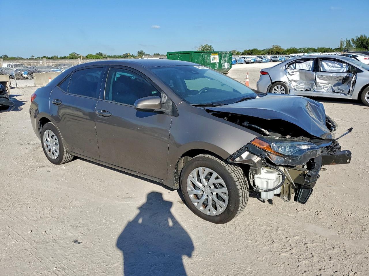2018 TOYOTA COROLLA
