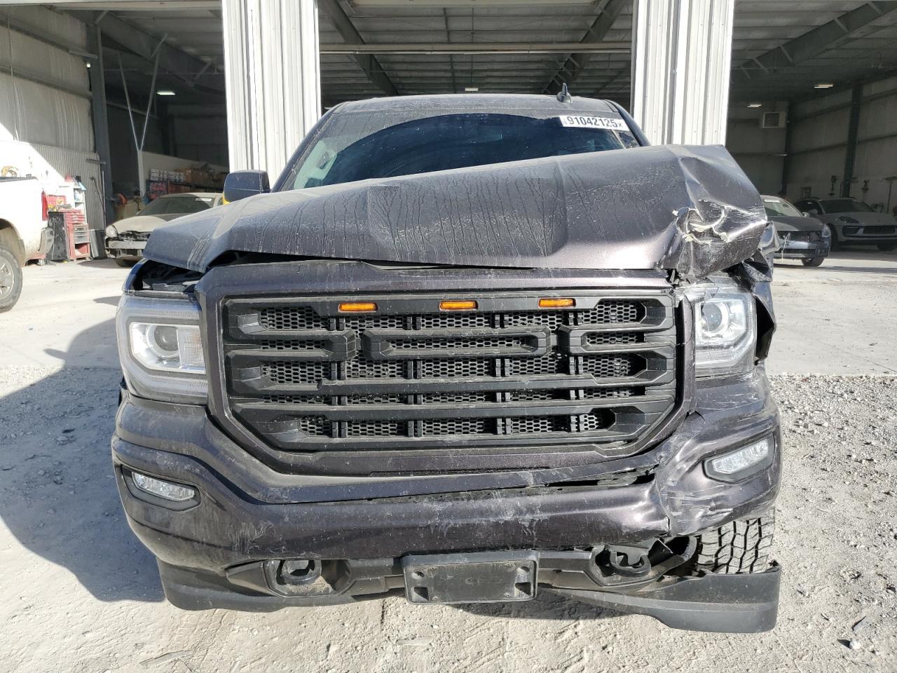 2016 GMC Sierra