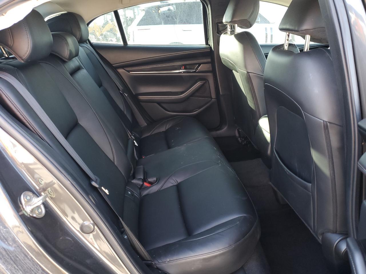 2021 MAZDA 3