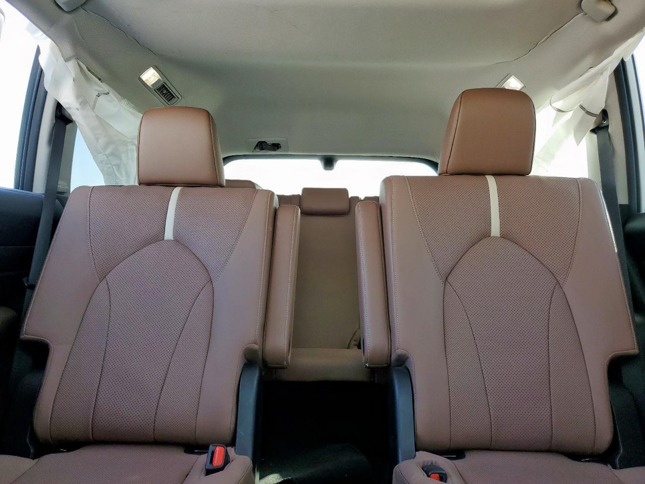 2024 TOYOTA HIGHLANDER