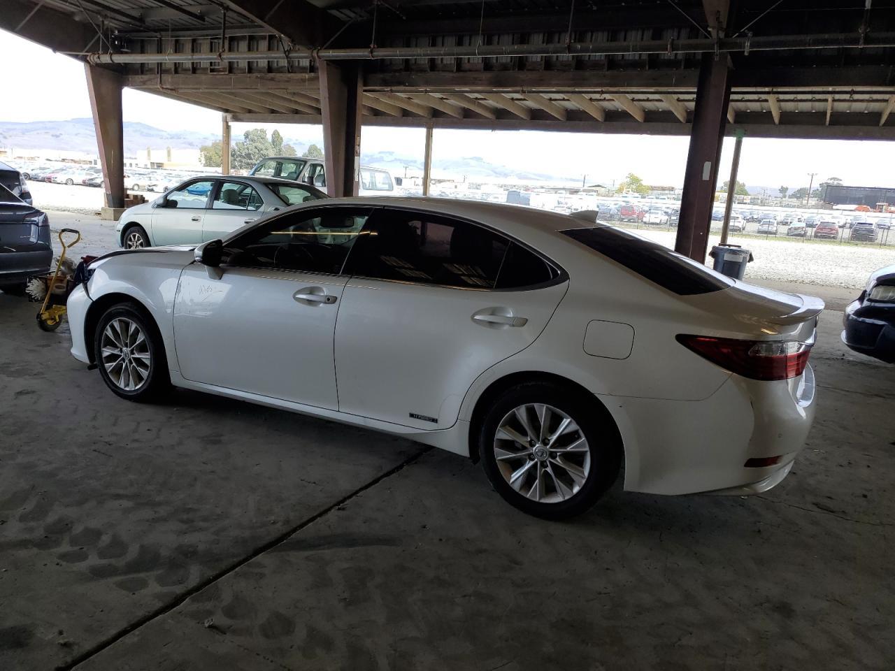 2015 LEXUS ES 300H