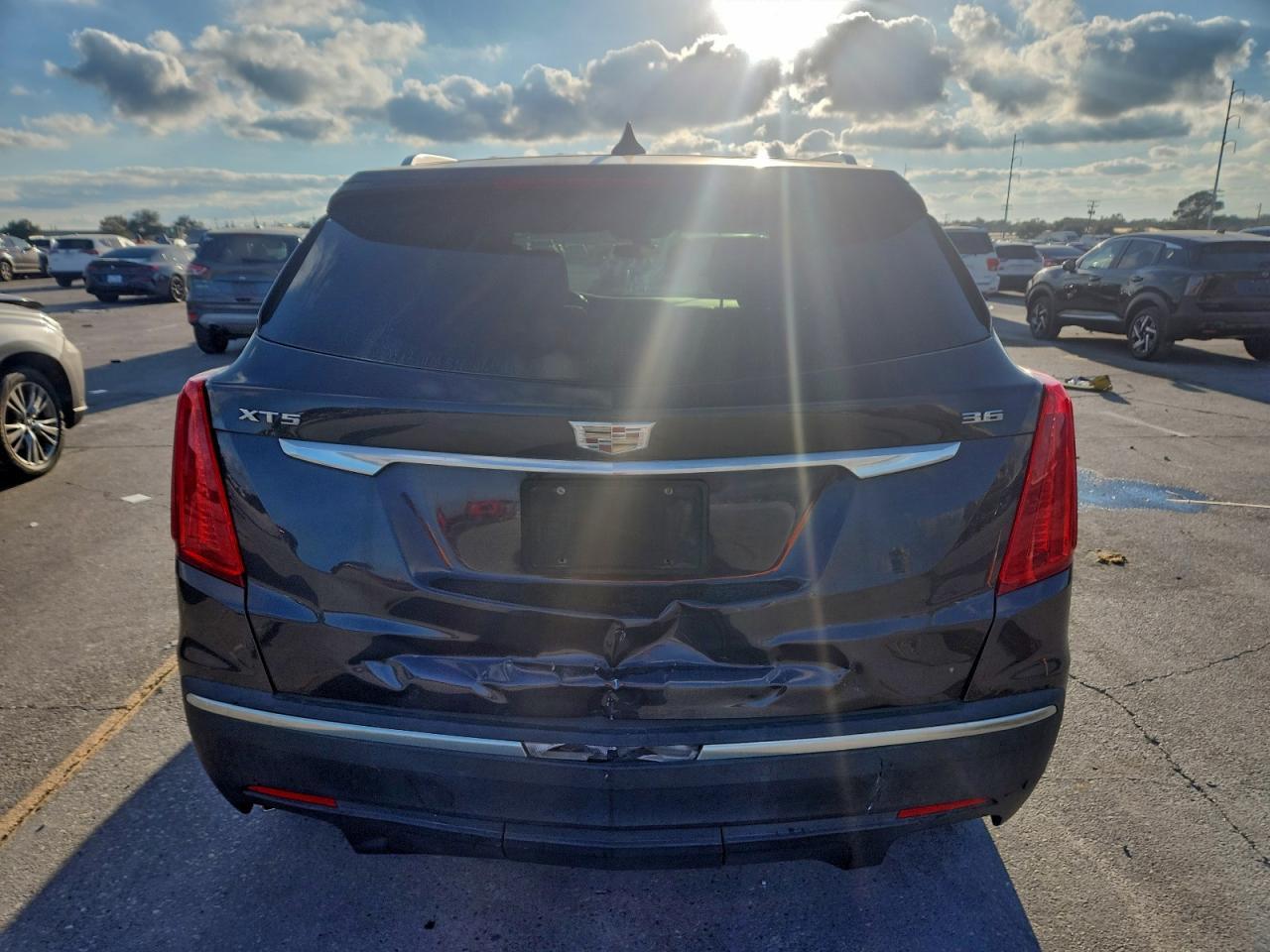 2017 CADILLAC XT5