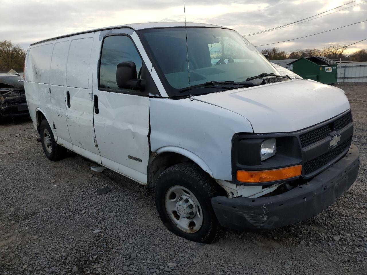 2006 CHEVROLET EXPRESS 2500