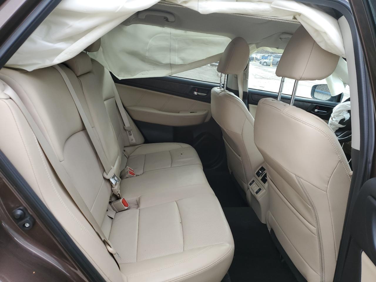 2019 SUBARU Outback