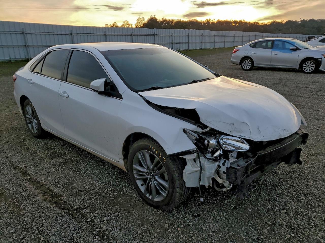 2017 TOYOTA CAMRY