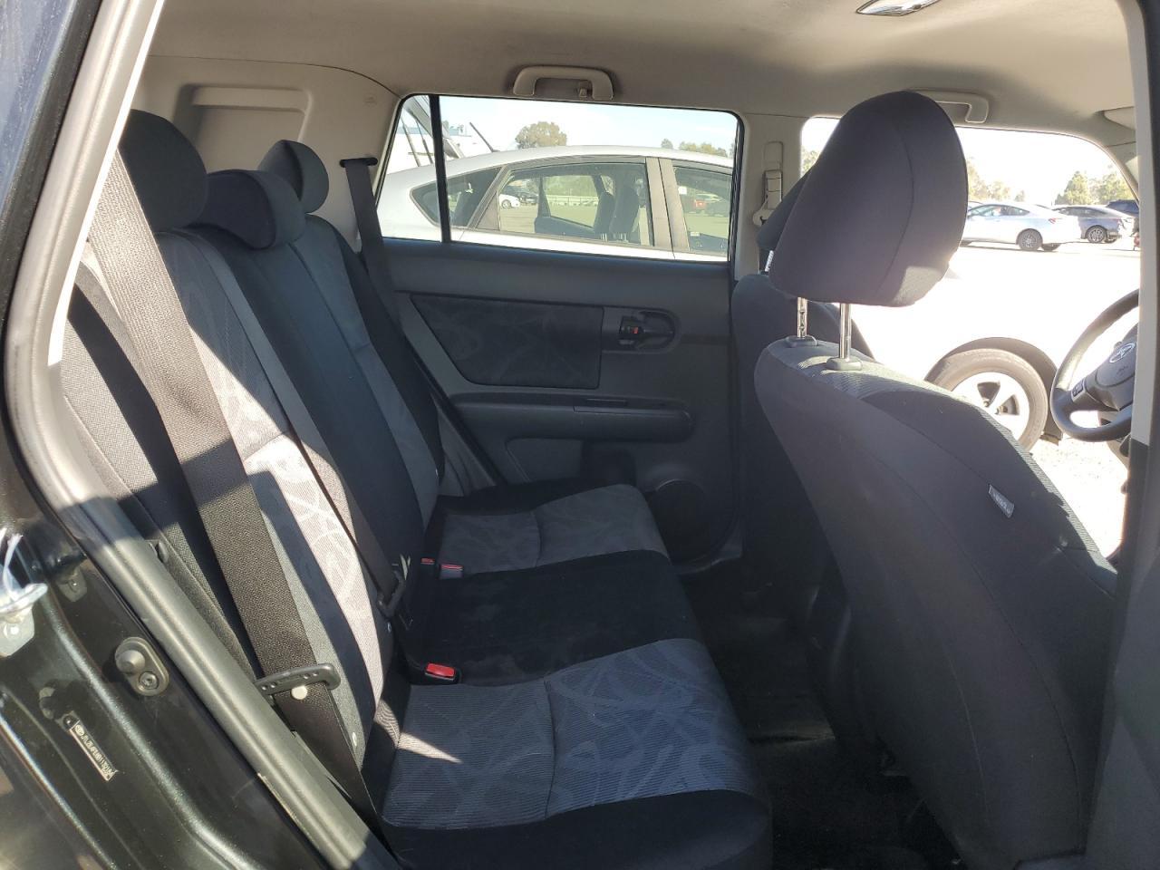 2011 TOYOTA SCION