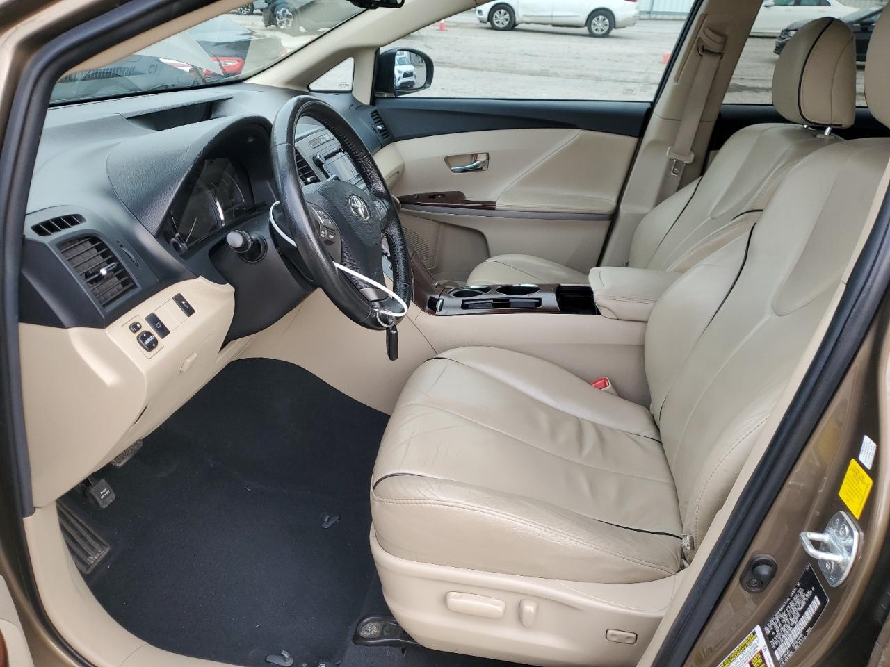 2011 TOYOTA VENZA
