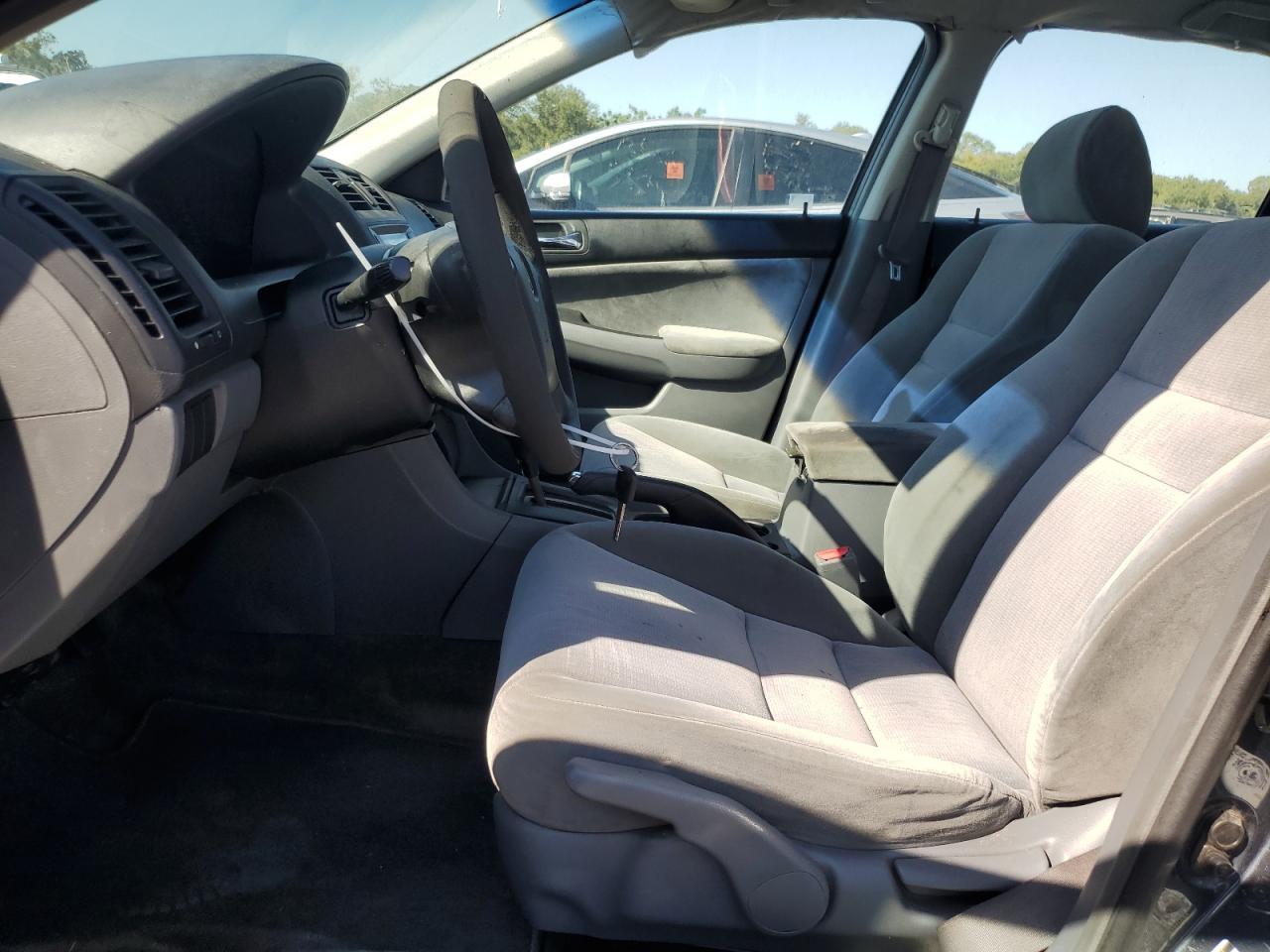 2004 HONDA ACCORD