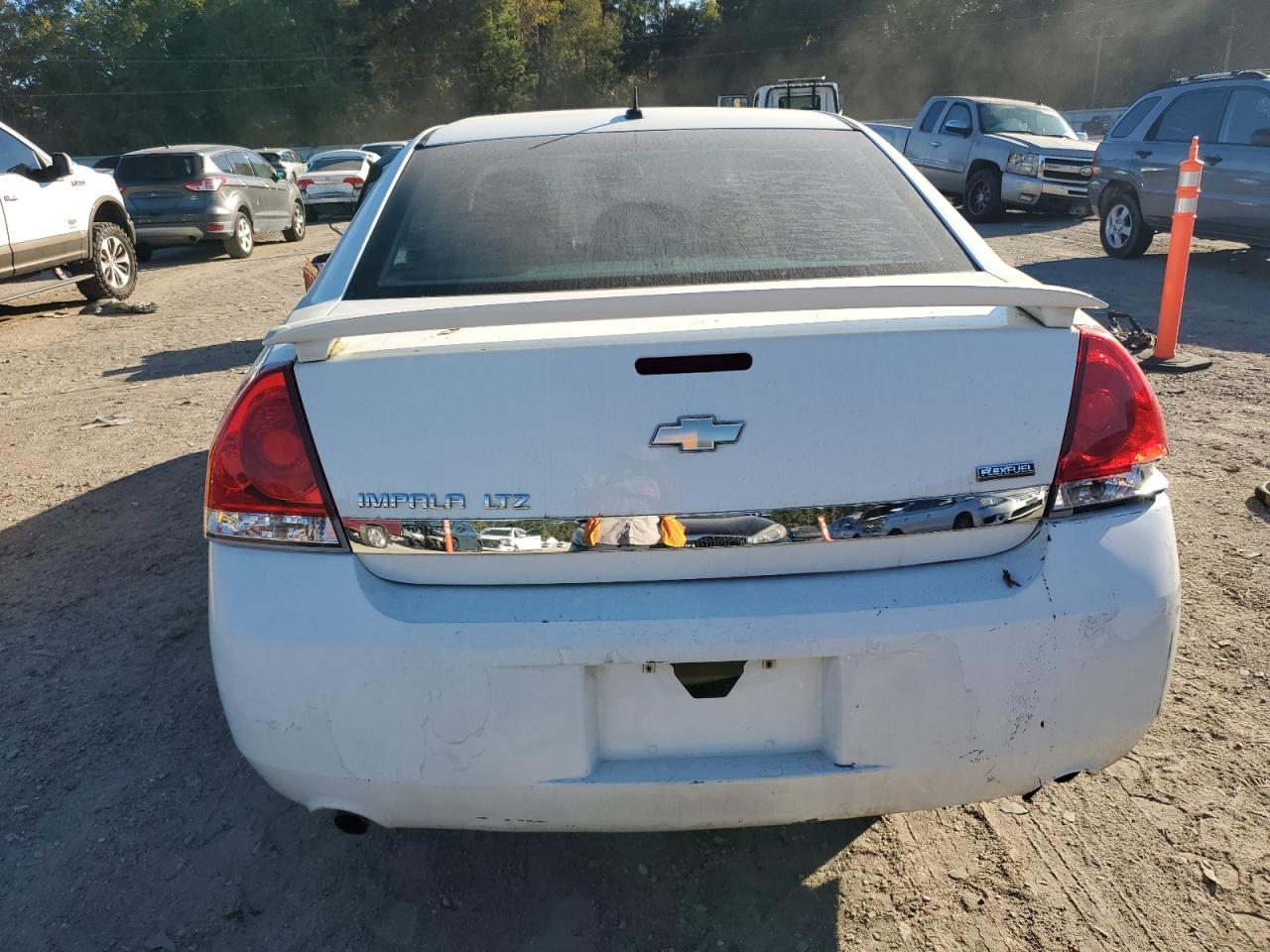 2011 CHEVROLET IMPALA