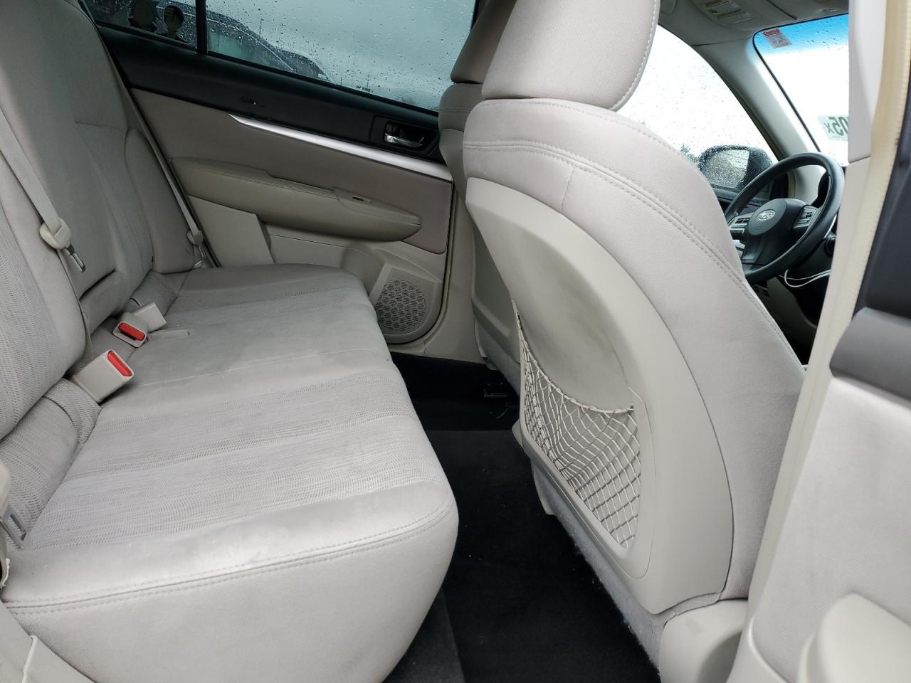 2014 SUBARU Legacy