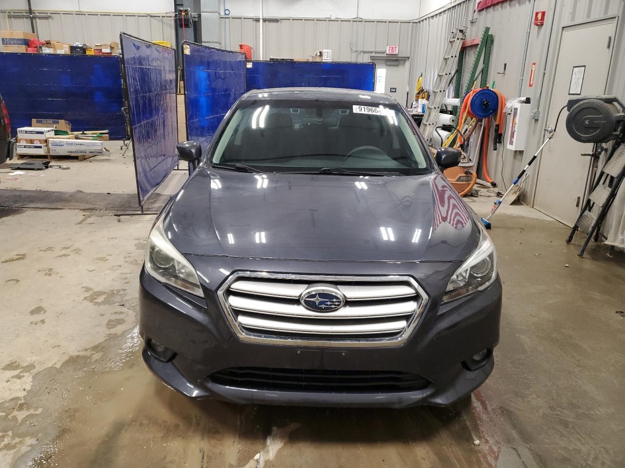 2017 SUBARU Legacy