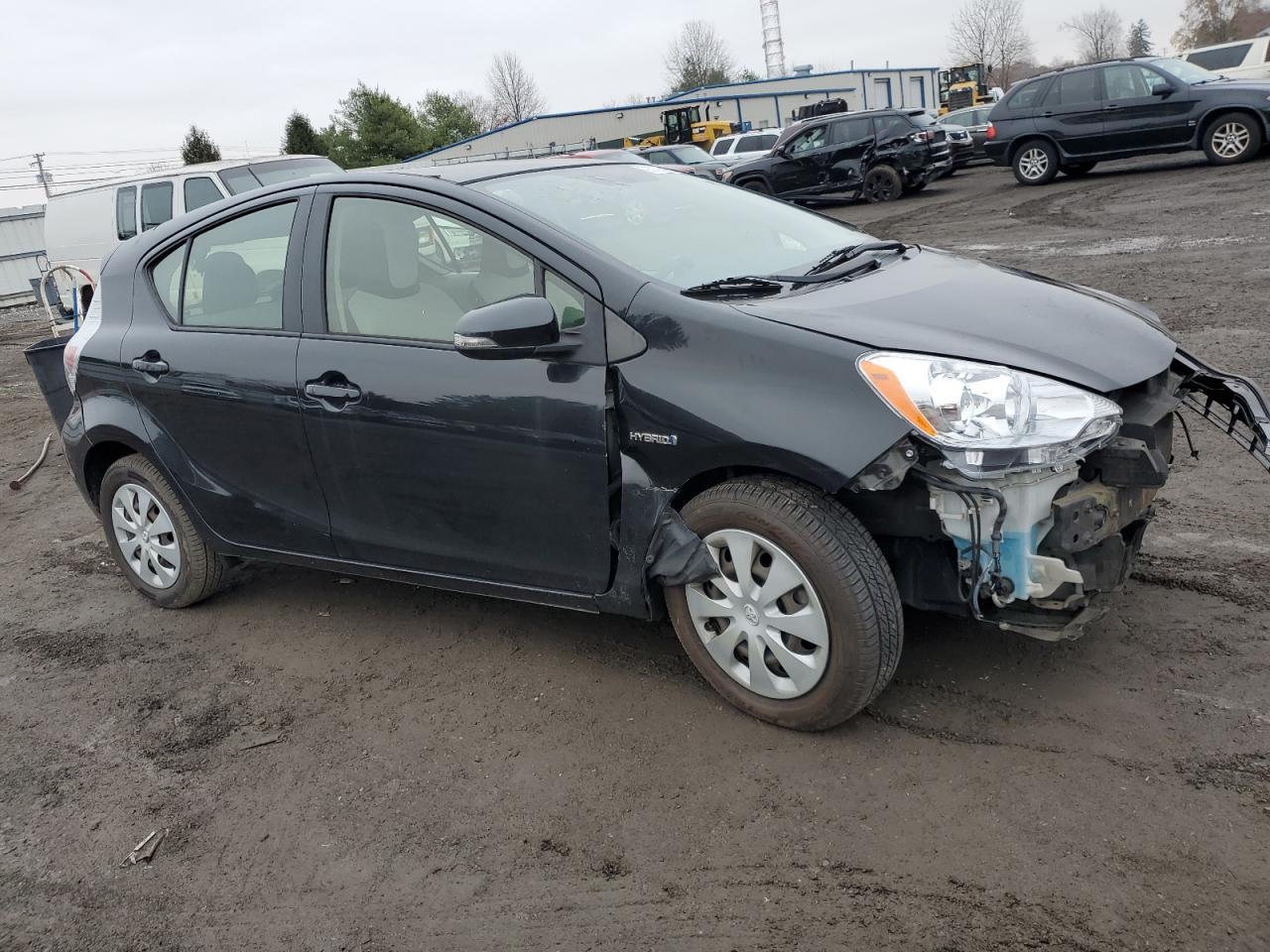 2013 TOYOTA Prius c