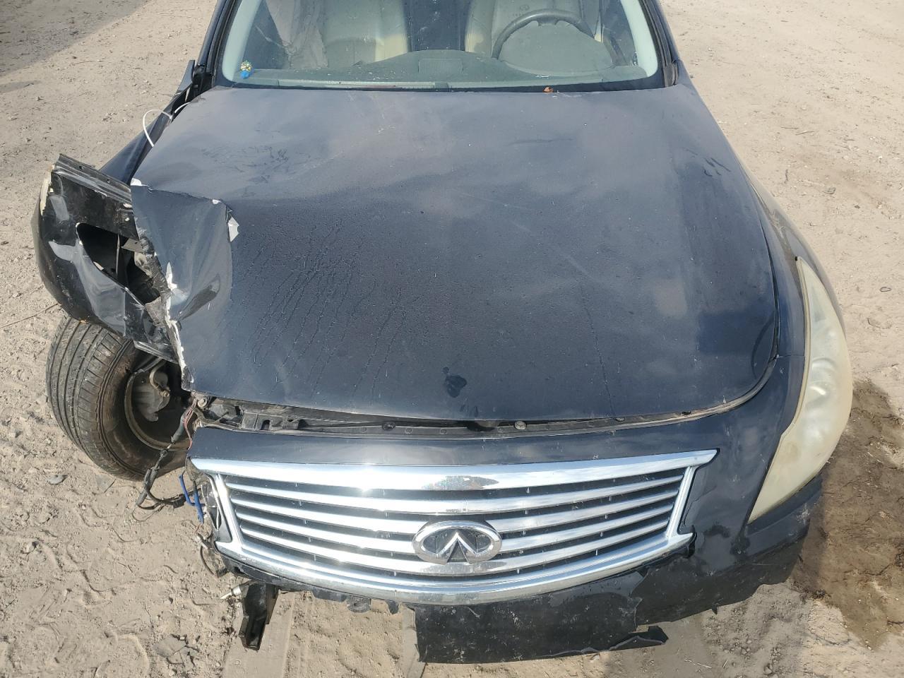 2011 INFINITI G37