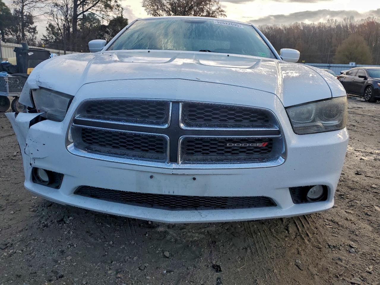 2013 DODGE CHARGER