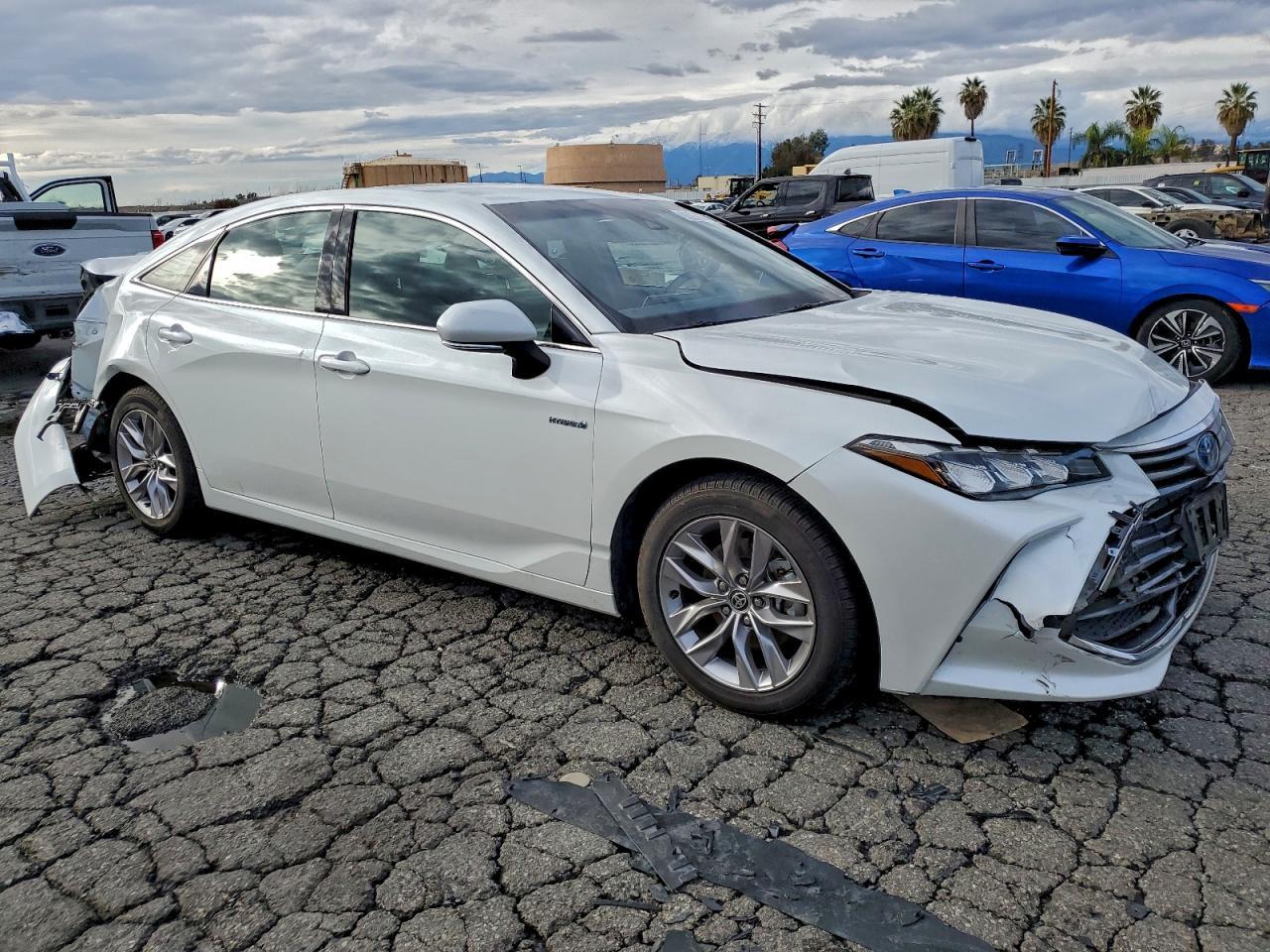 2021 TOYOTA Avalon