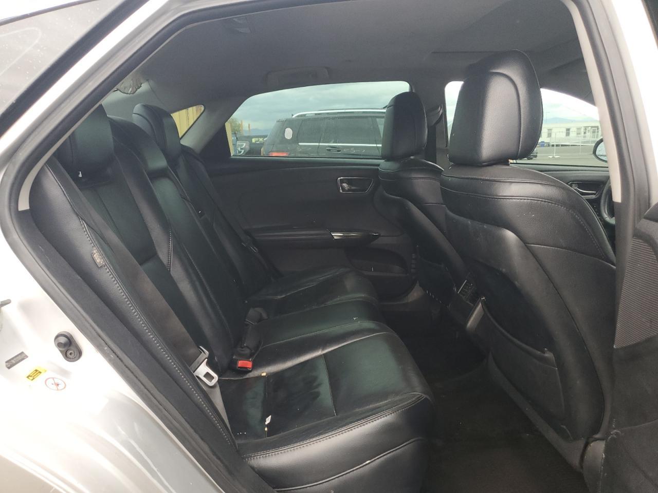 2013 TOYOTA Avalon