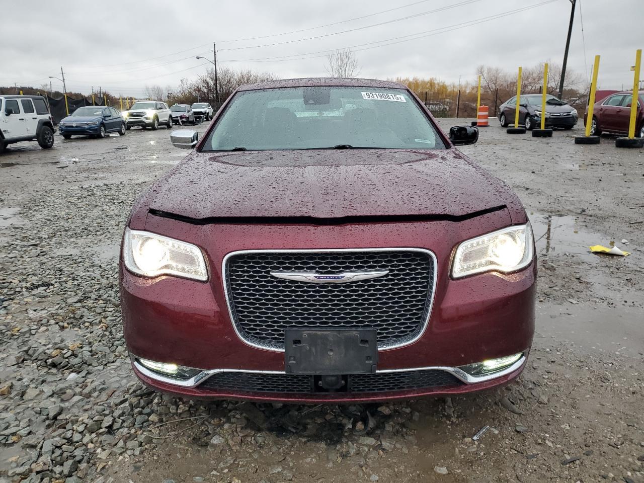 2019 CHRYSLER 300