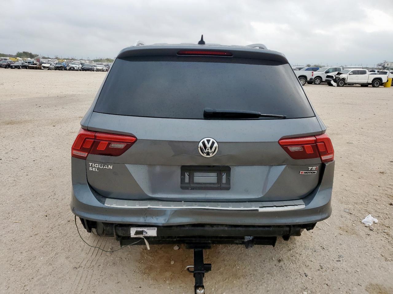 2018 VOLKSWAGEN TIGUAN