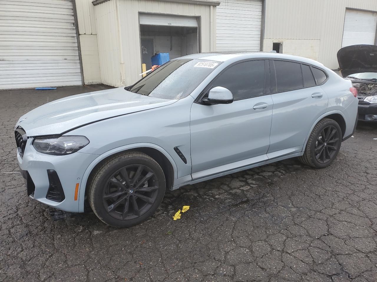 2025 BMW X4