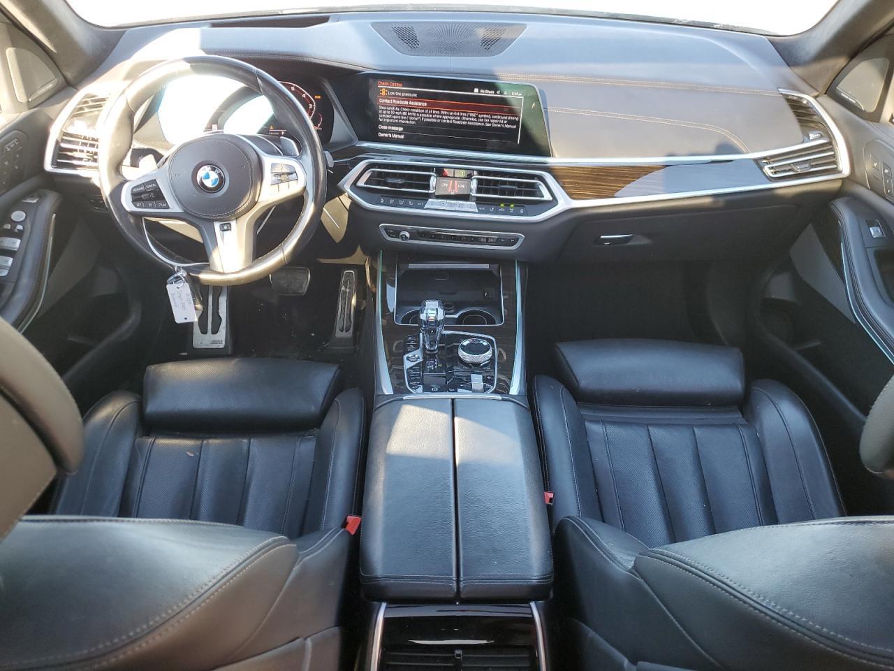 2020 BMW X7