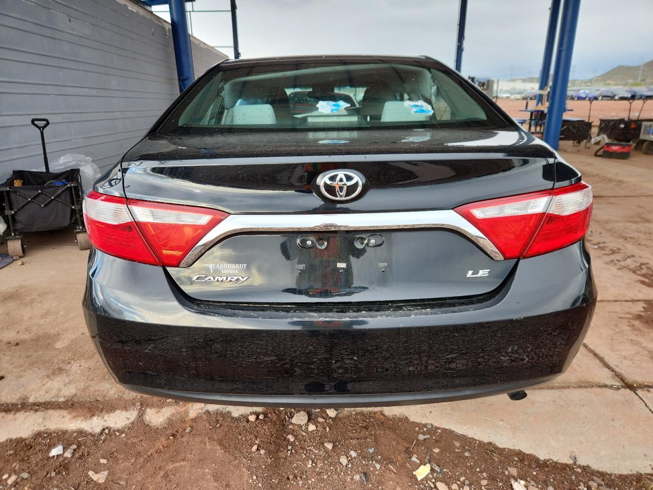 2017 TOYOTA CAMRY