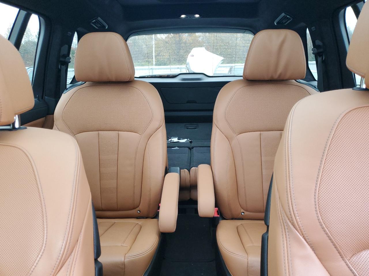 2022 BMW X7
