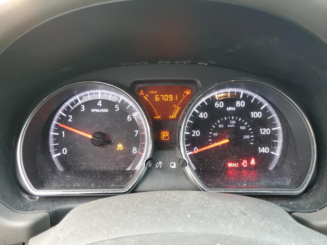 2012 NISSAN VERSA