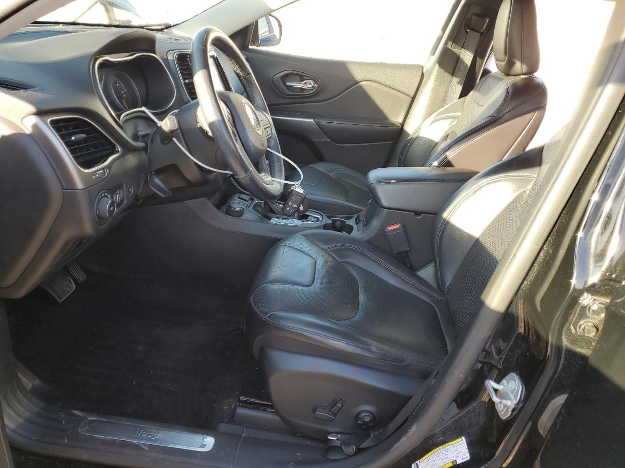 2019 JEEP CHEROKEE