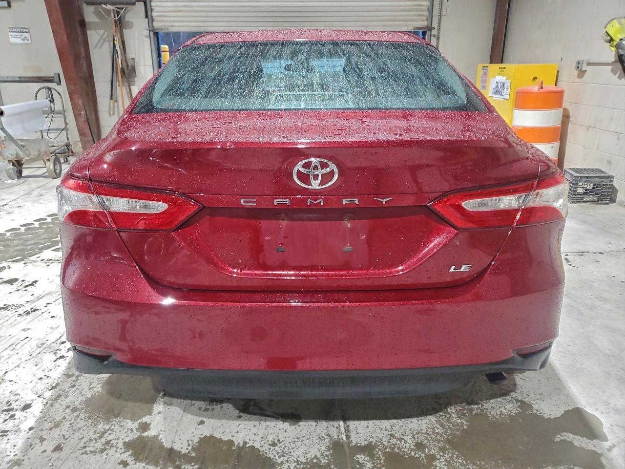 2018 TOYOTA CAMRY