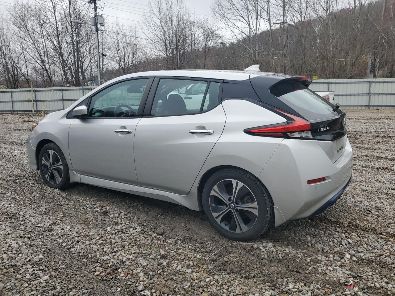 2020 NISSAN LEAF