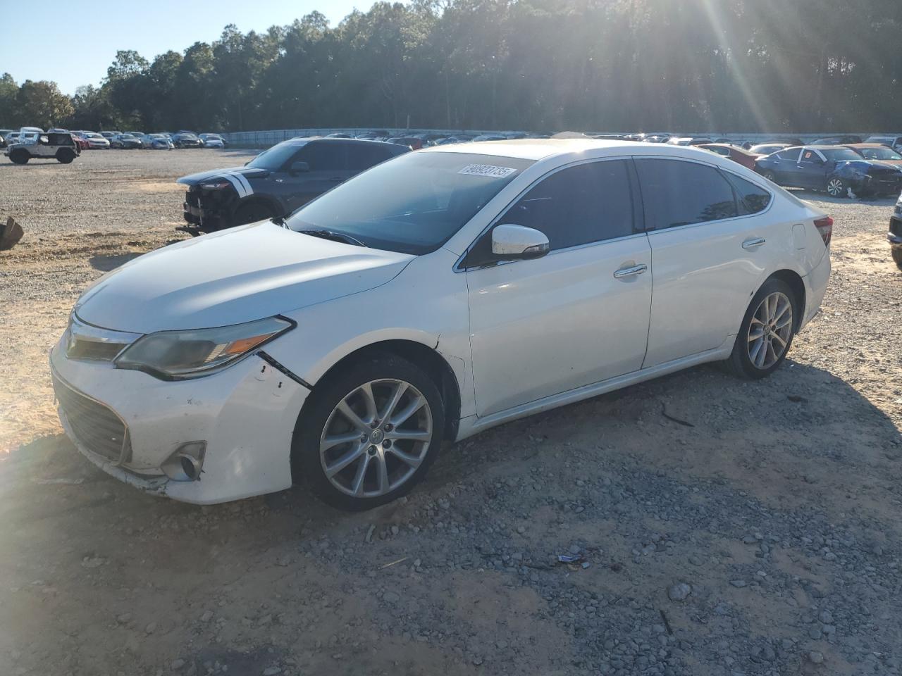 2013 TOYOTA Avalon