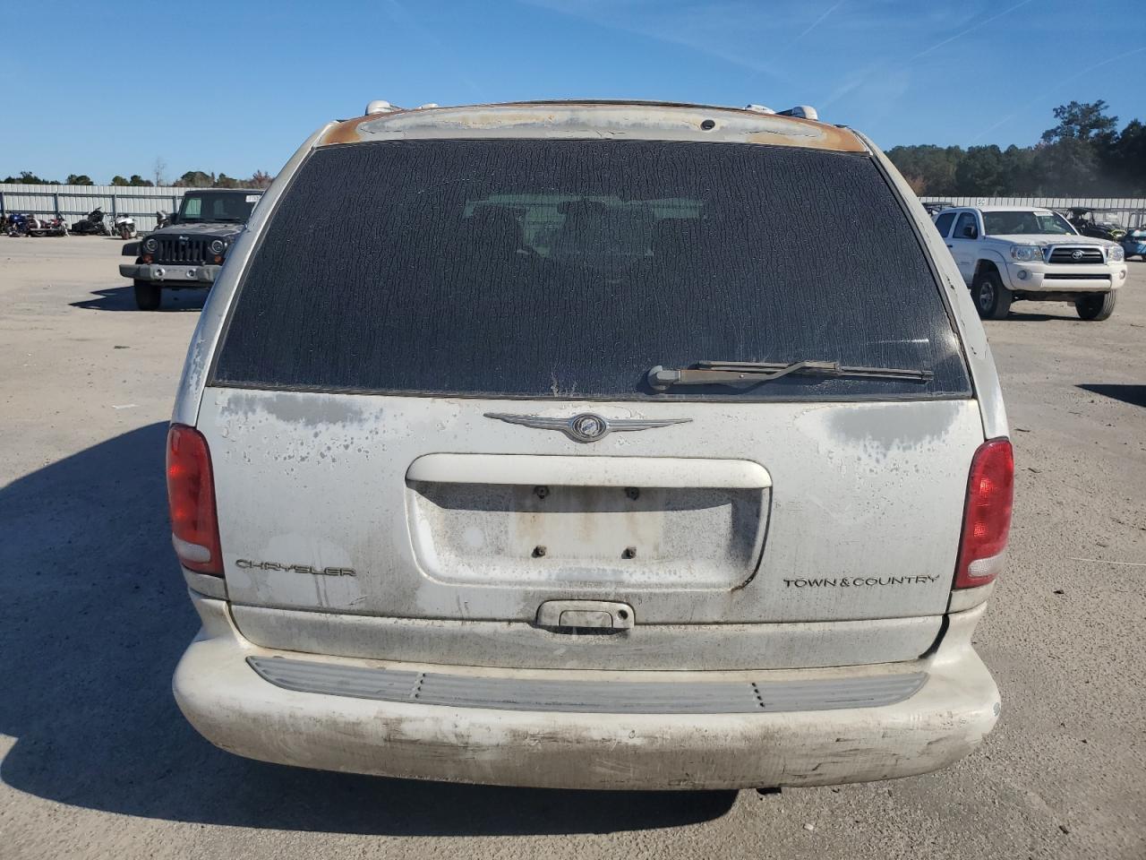 2000 CHRYSLER Town & Country