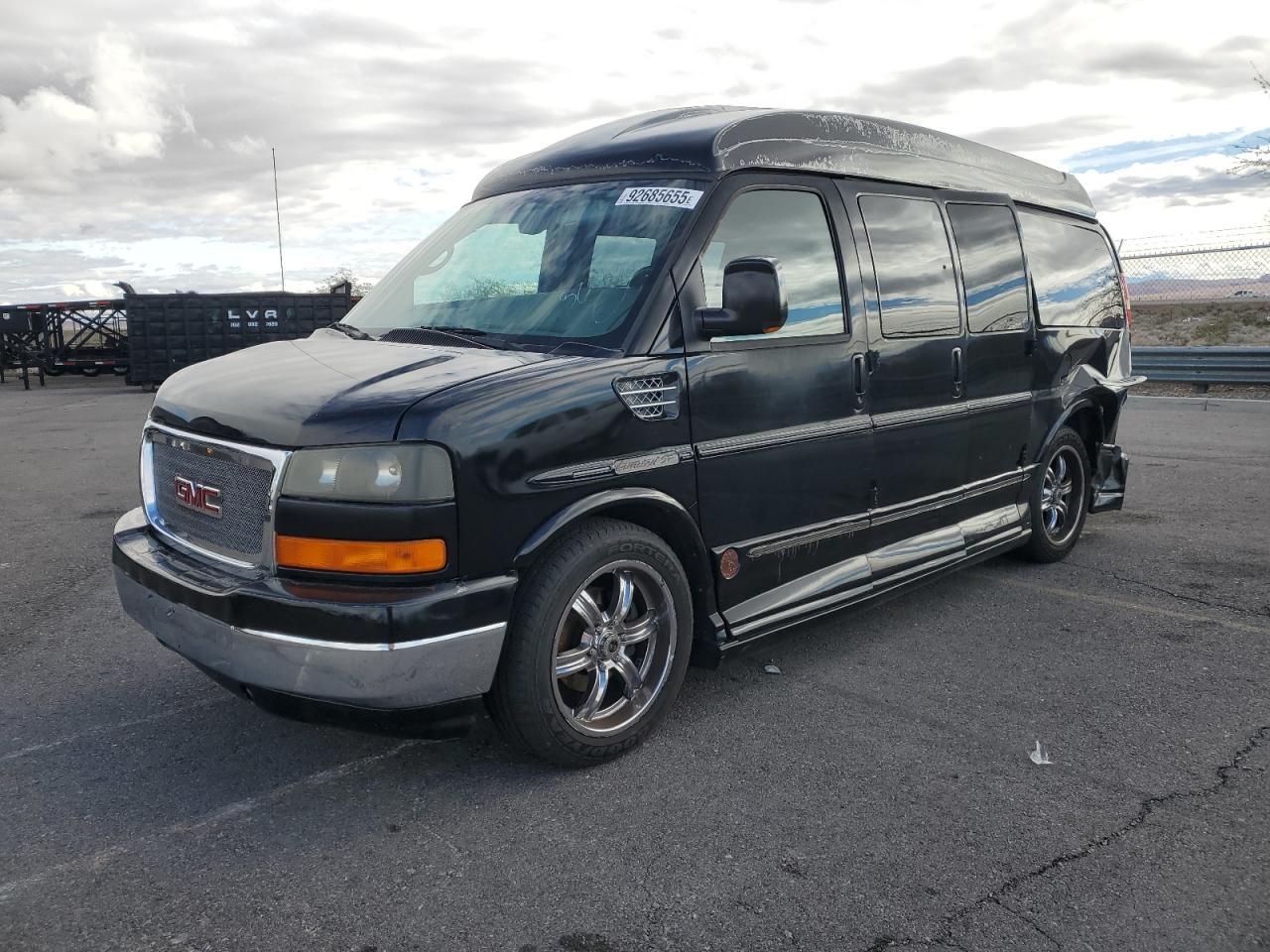 2010 GMC Savana