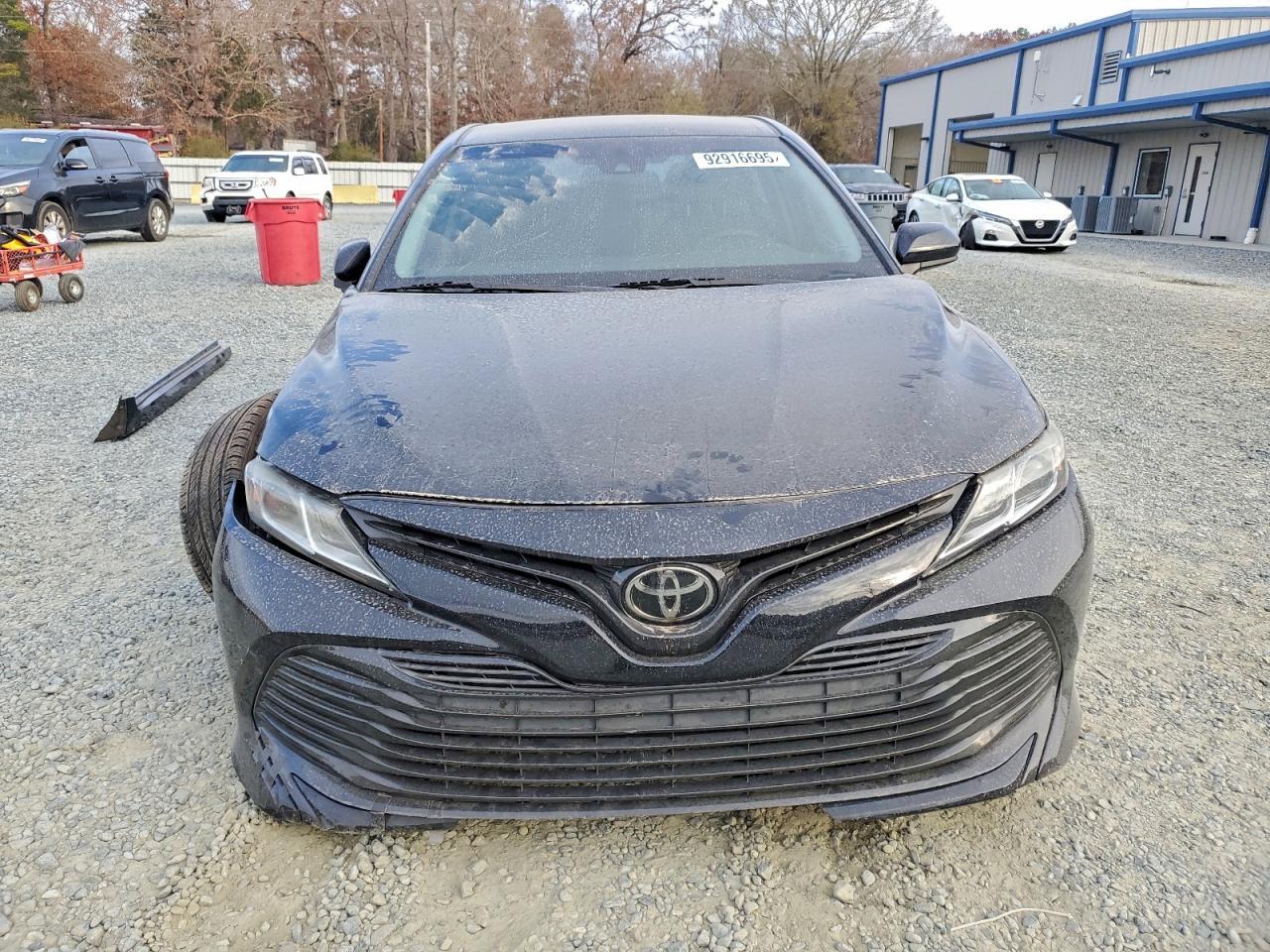 2018 TOYOTA CAMRY