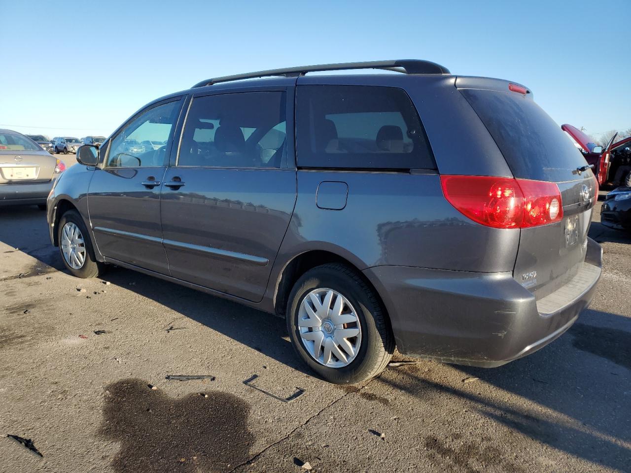 2007 TOYOTA SIENNA