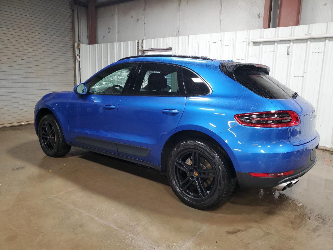2015 PORSCHE Macan