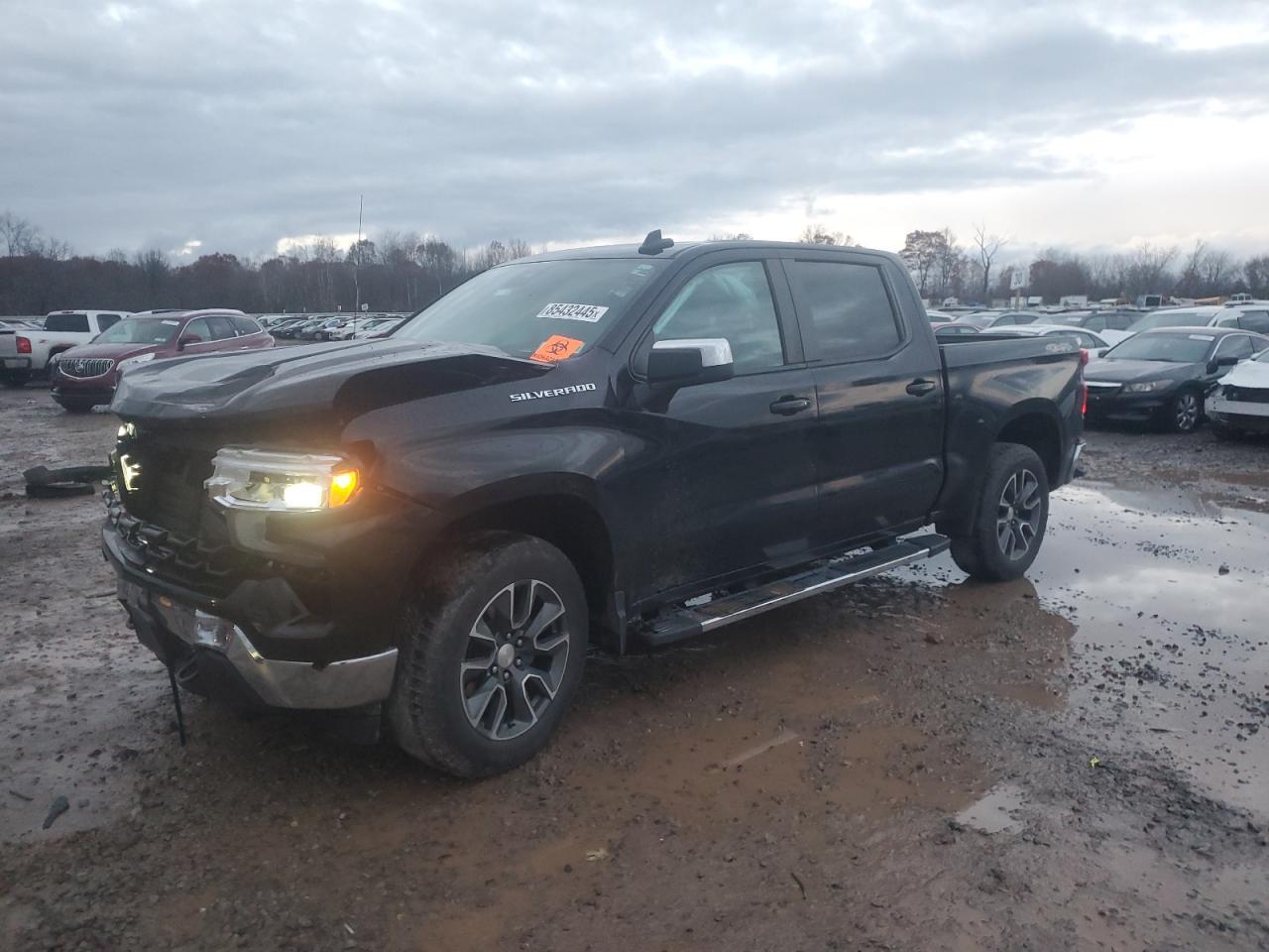 2023 CHEVROLET Silverado