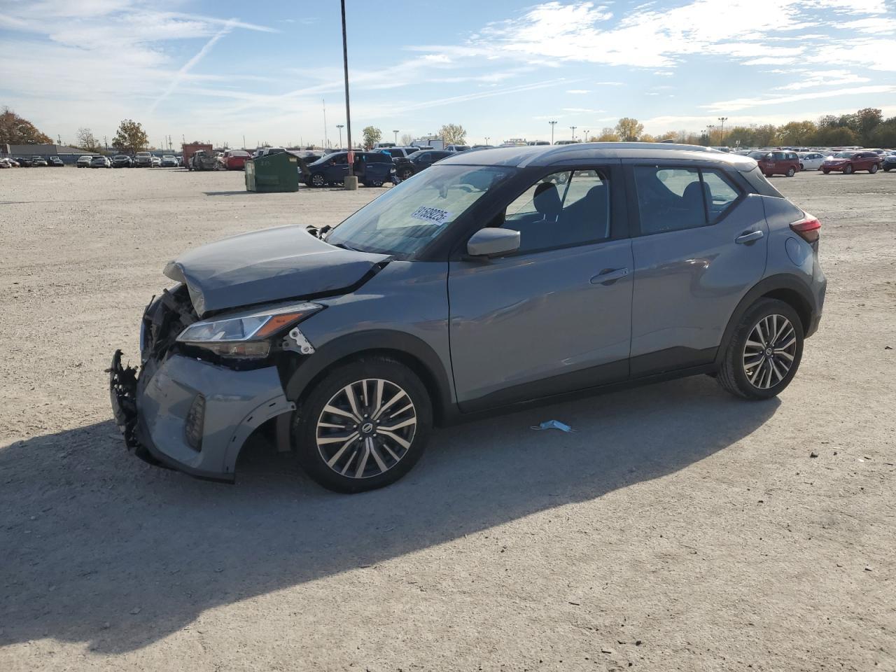 2021 NISSAN KICKS