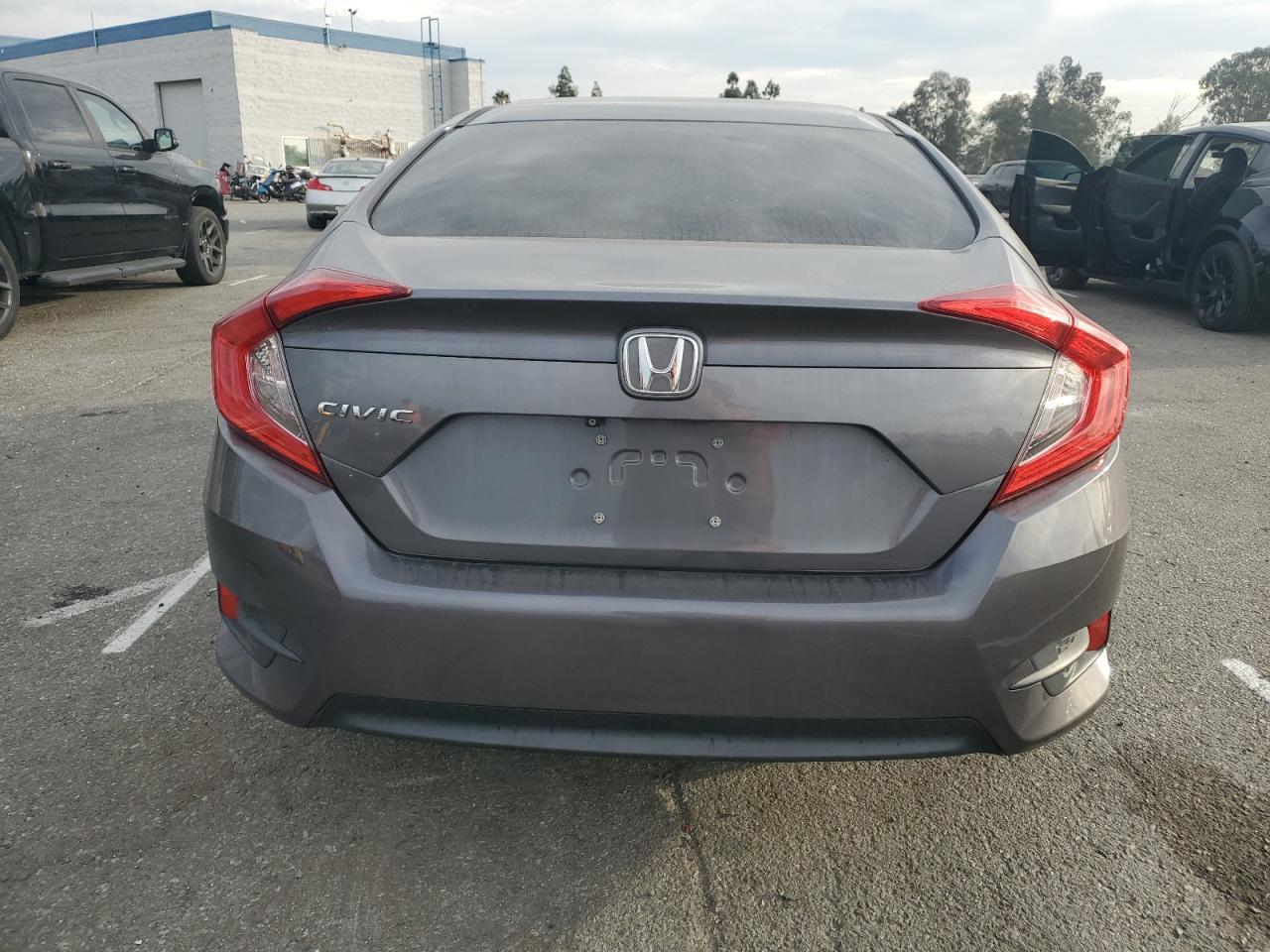 2018 HONDA CIVIC