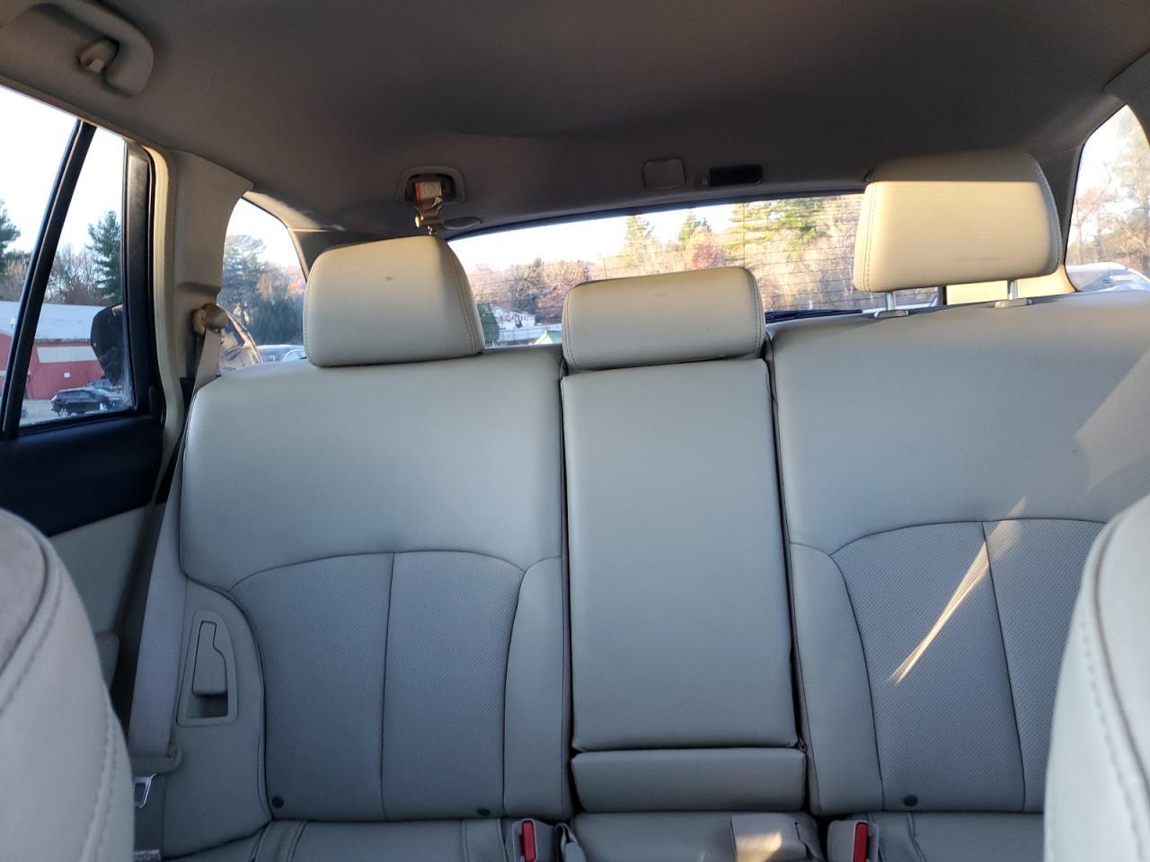 2013 SUBARU Outback