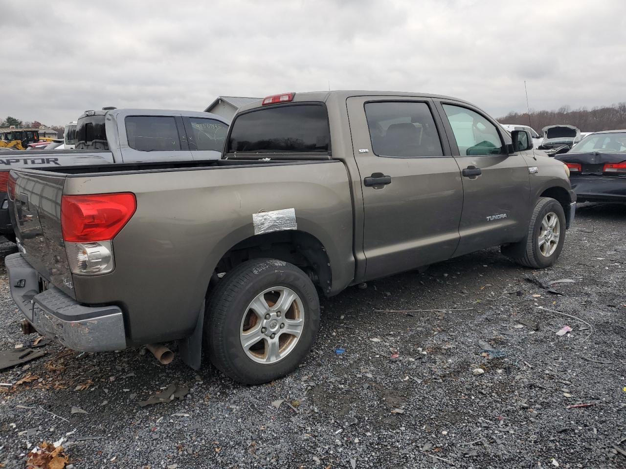 2007 TOYOTA TUNDRA