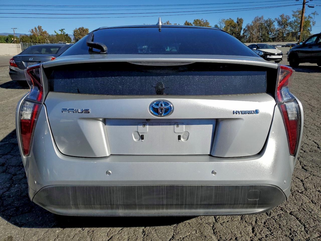 2017 TOYOTA PRIUS