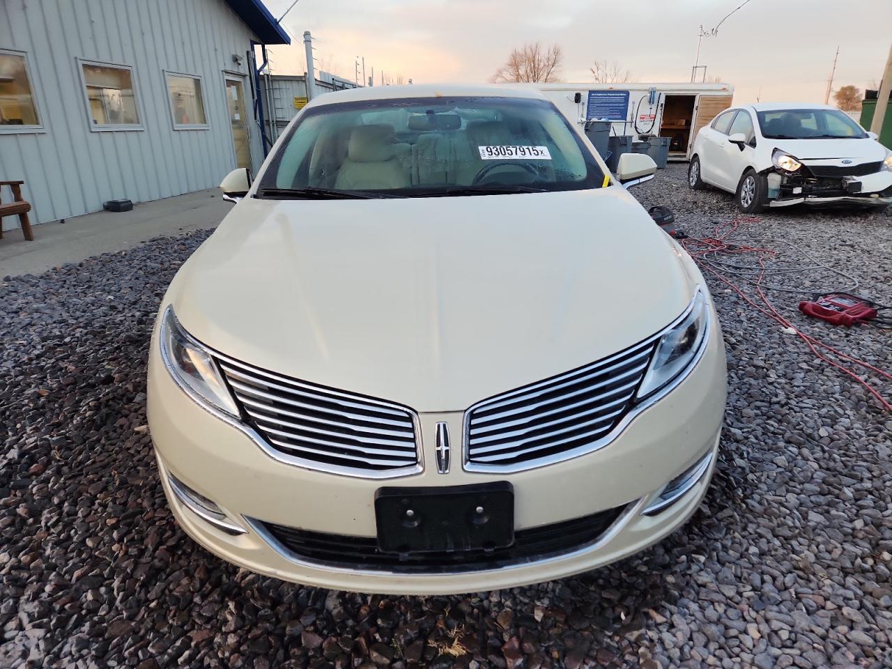 2016 LINCOLN MKZ