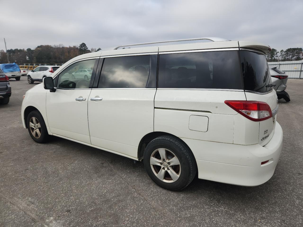 2016 NISSAN Quest