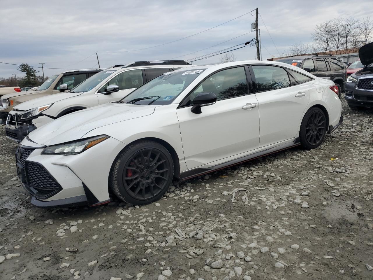 2020 TOYOTA Avalon