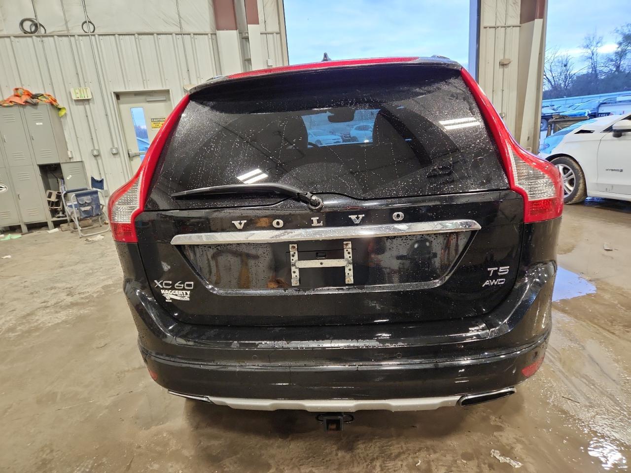 2017 VOLVO XC60