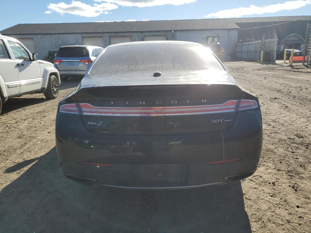 2017 LINCOLN MKZ