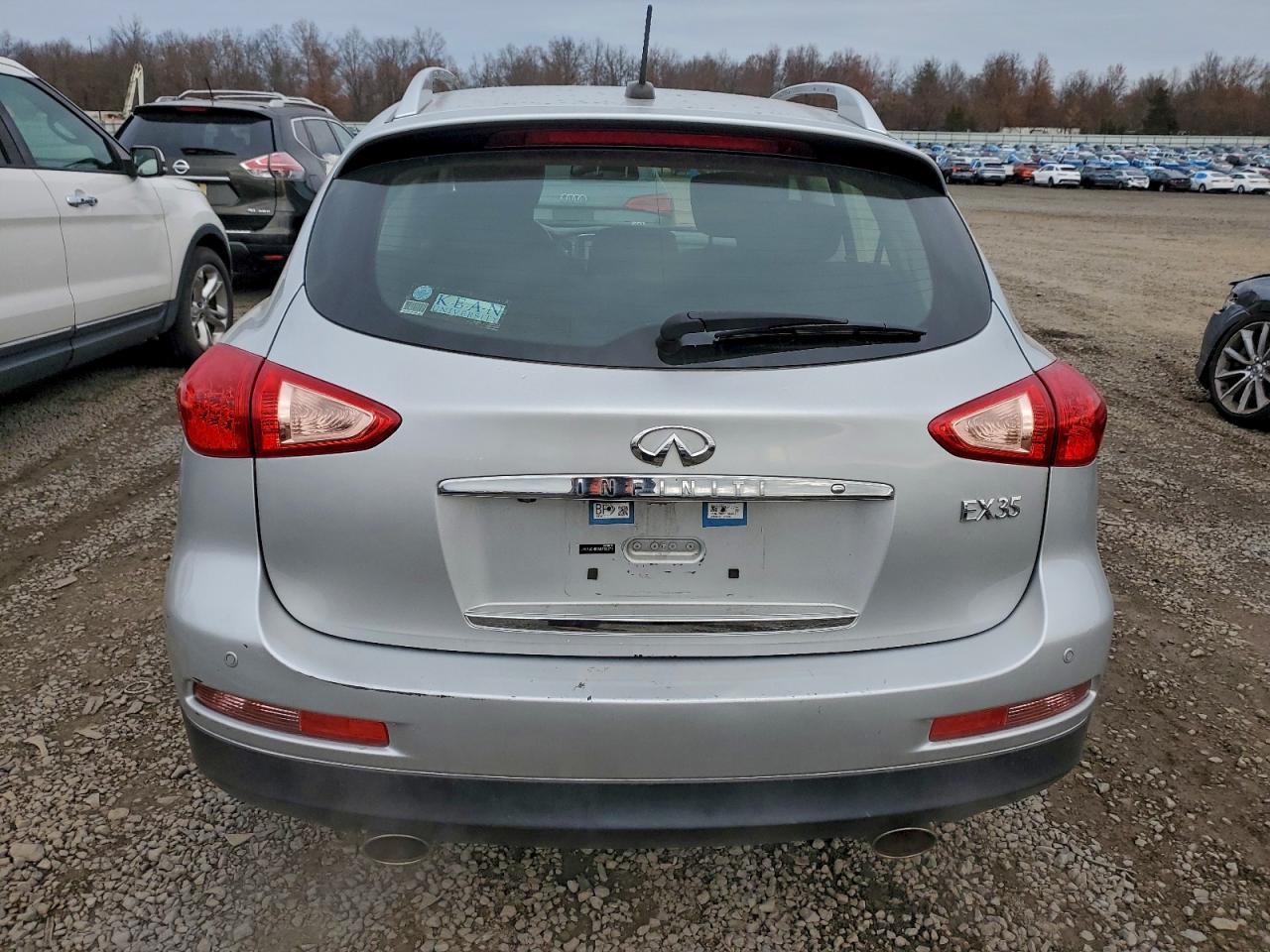 2010 INFINITI EX35